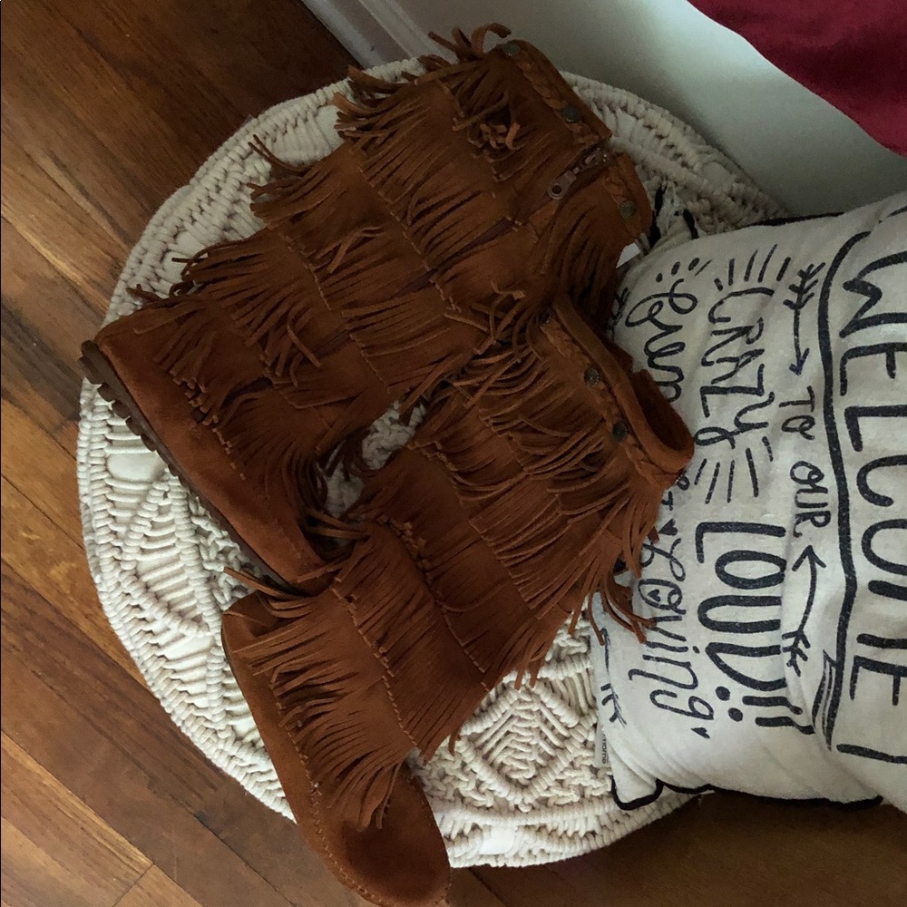 Minnetonka Tan Suede Over-the-Knee Fringe Boots